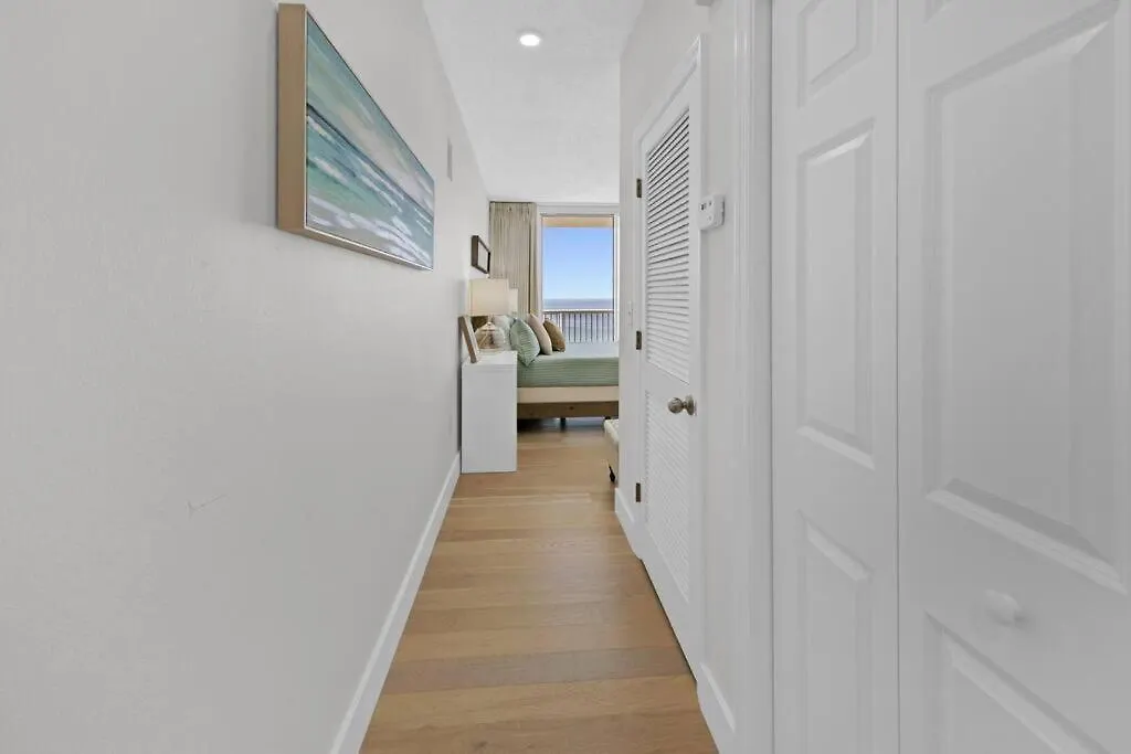 Appartement Beachfront Studio #1112 At Majestic Panama City Beach
