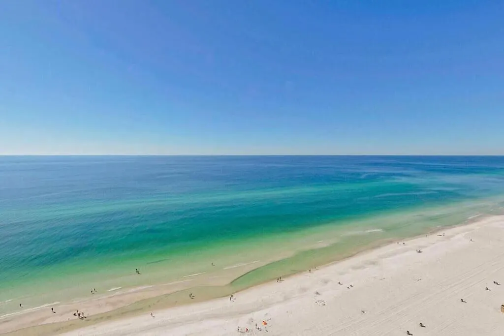 Beachfront Studio #1112 At Majestic Panama City Beach Appartement