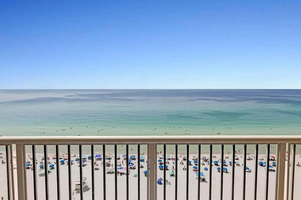 Beachfront Studio #1112 At Majestic Panama City Beach